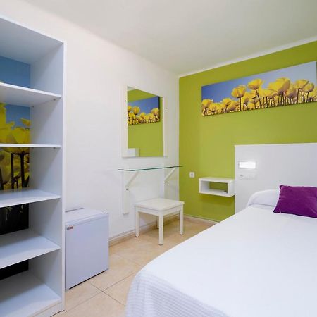 Hostal Costa Blanca Ibiza Extérieur photo