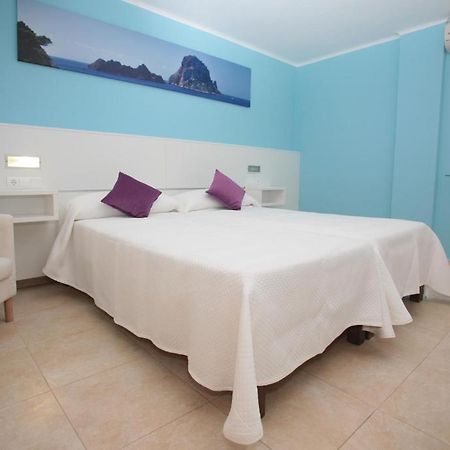 Hostal Costa Blanca Ibiza Extérieur photo
