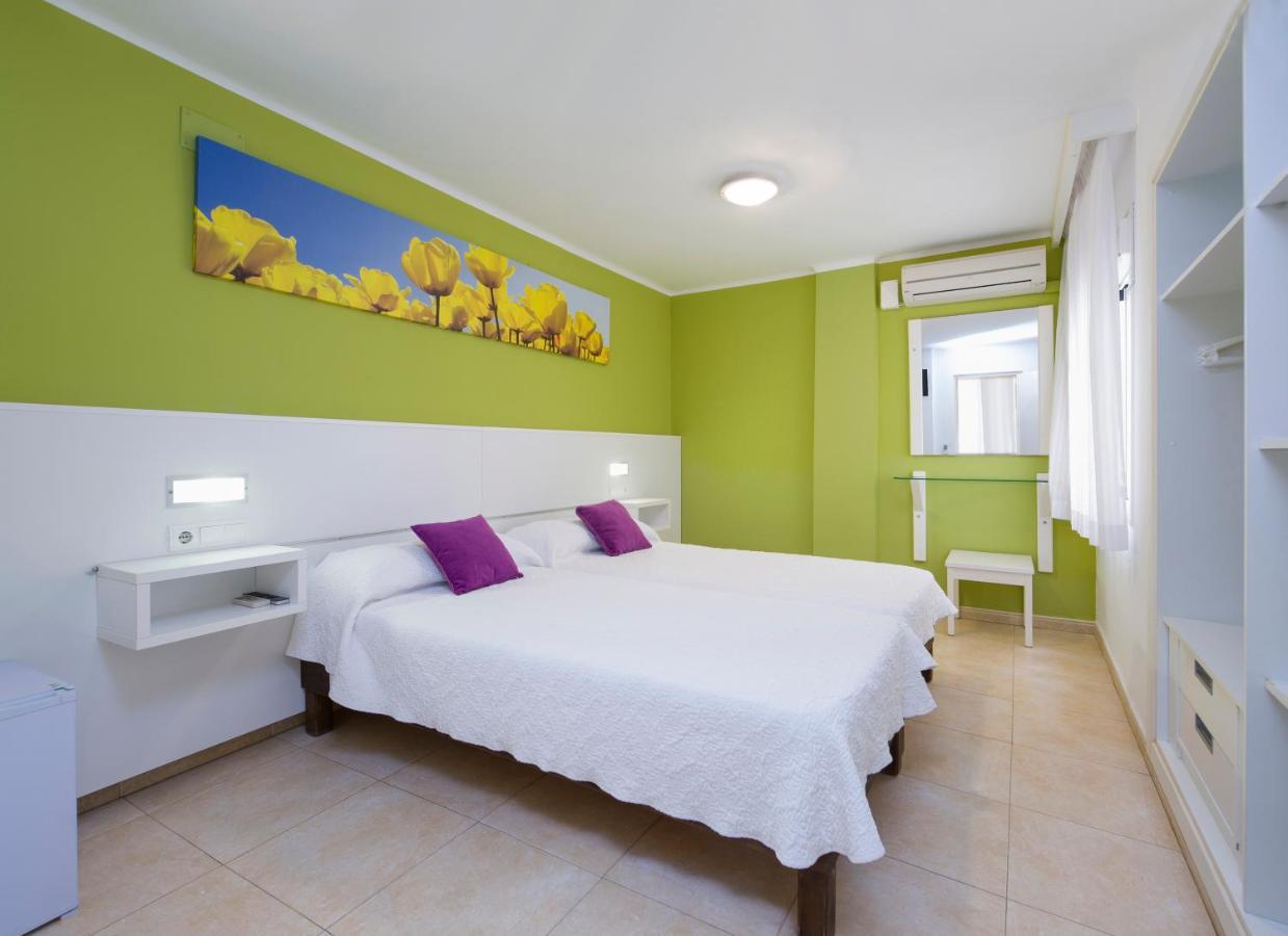 Hostal Costa Blanca Ibiza Extérieur photo