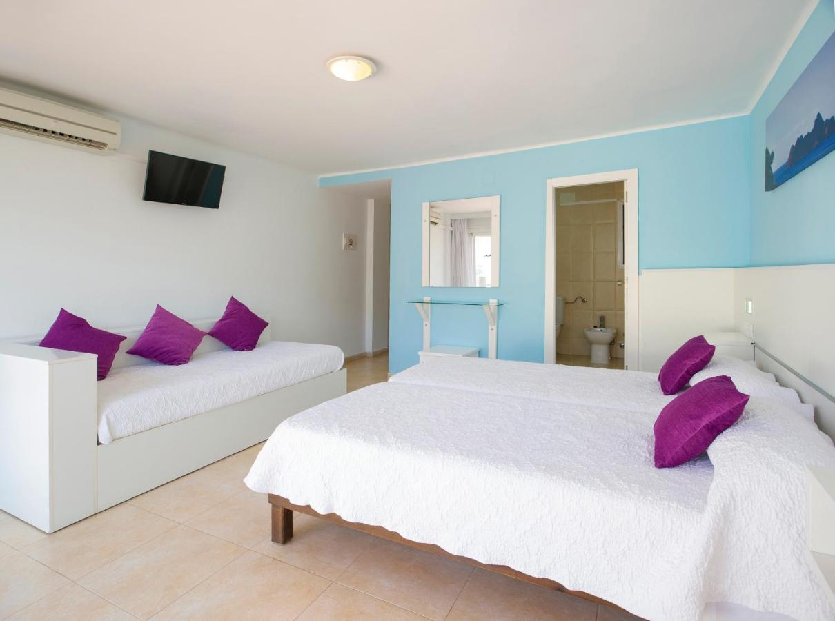 Hostal Costa Blanca Ibiza Extérieur photo