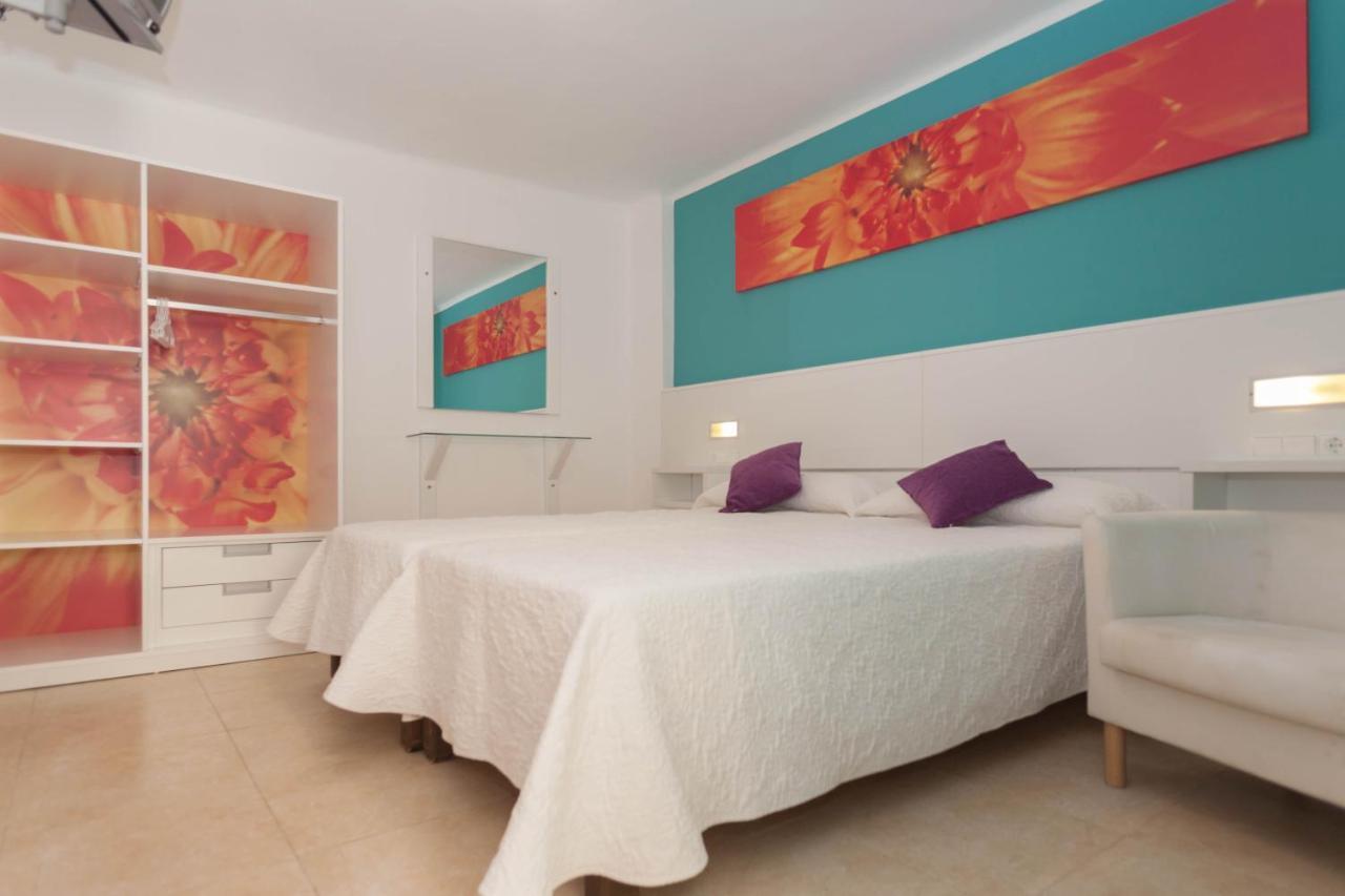 Hostal Costa Blanca Ibiza Chambre photo